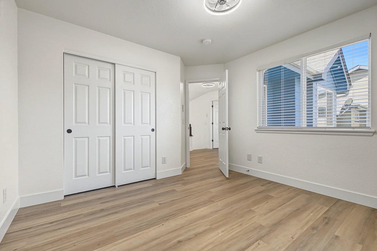 520 W 114th Pl