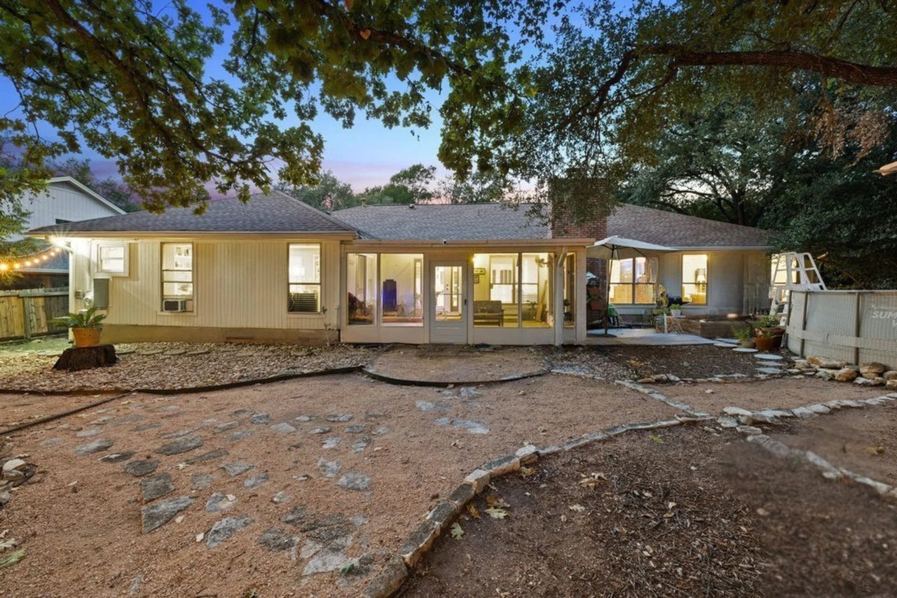 1709 Crested Butte Dr - Westlake Hills Single-Story Legacy Estate on Half-Acre