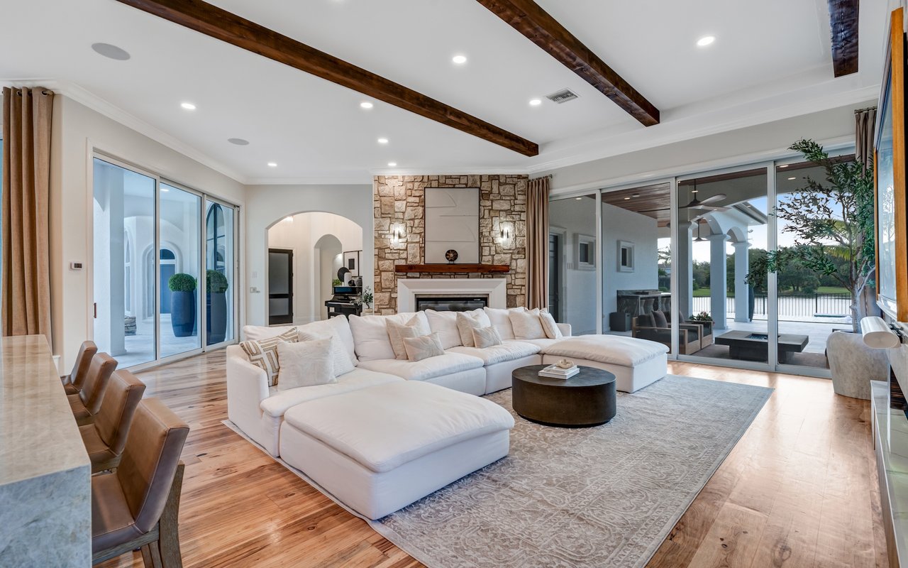 12450 Vittoria Way