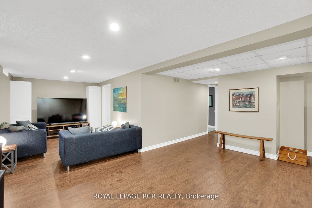 336 Dingle Crt, Caledon