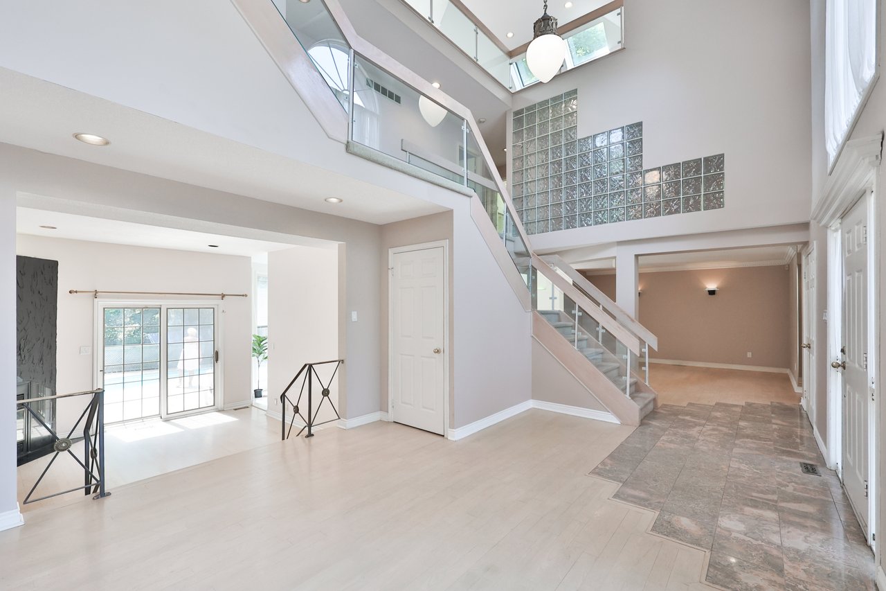 78 West River Street, Oakville