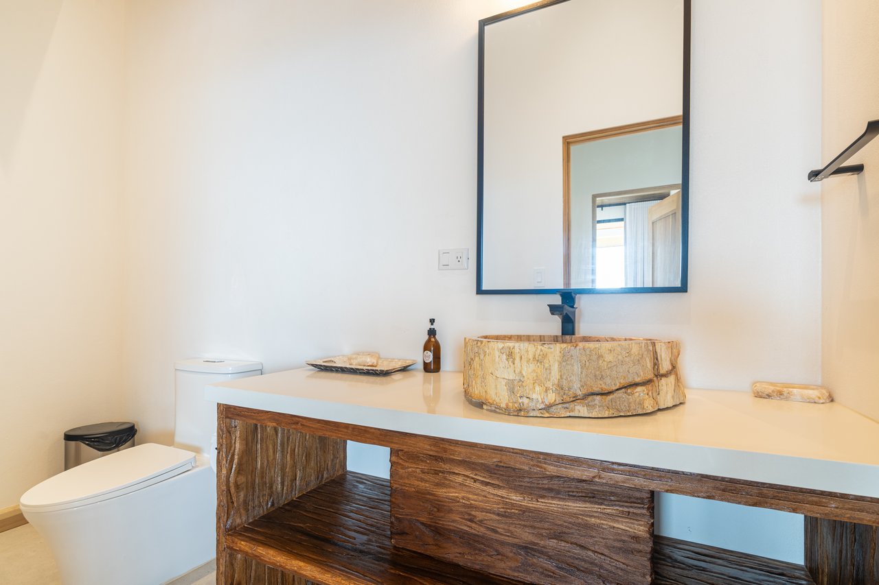 Casa Amarilla – Oceanfront Luxury Meets Sustainable Living in Tres Rios