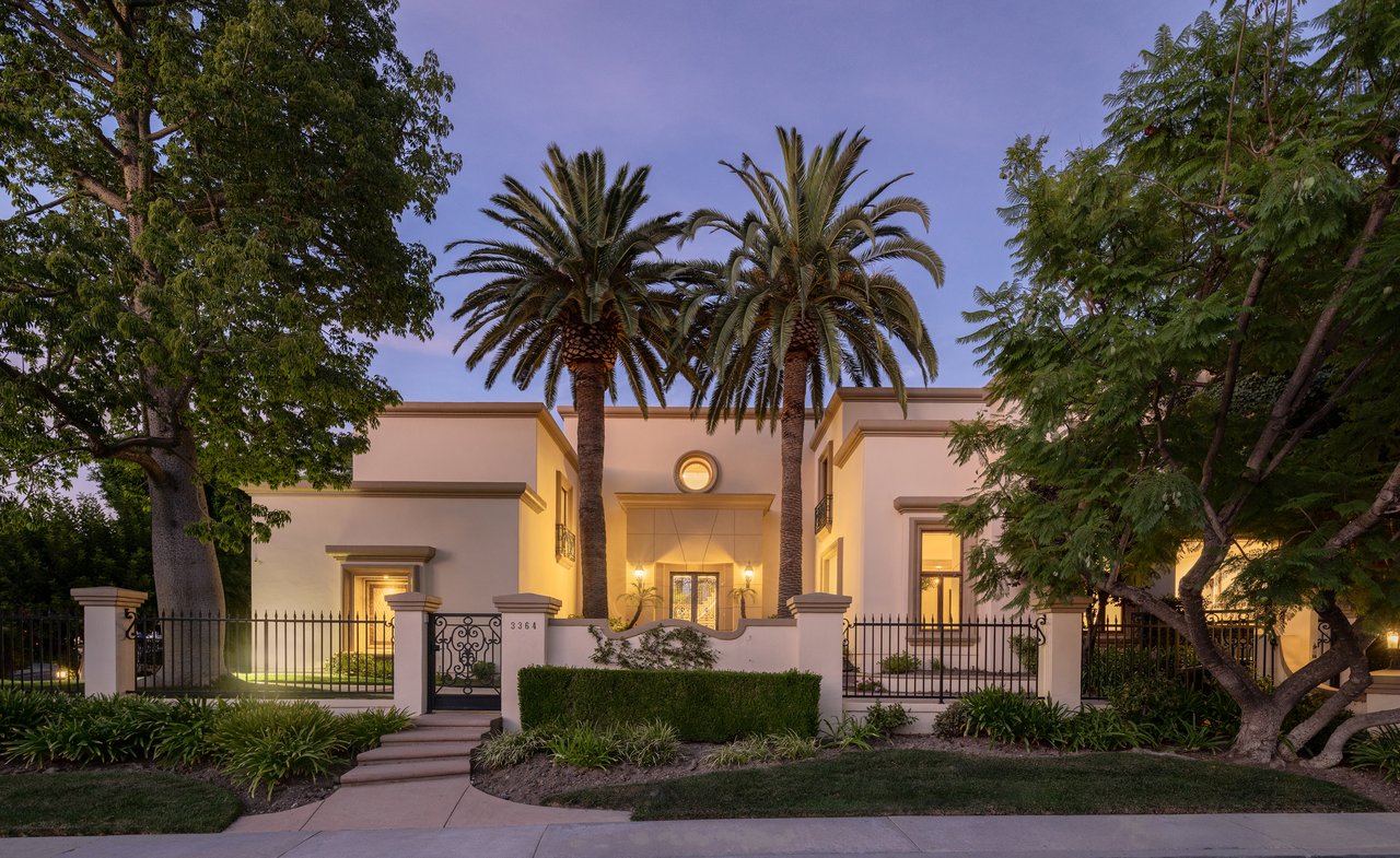 3364 Clerendon Rd, Beverly Hills