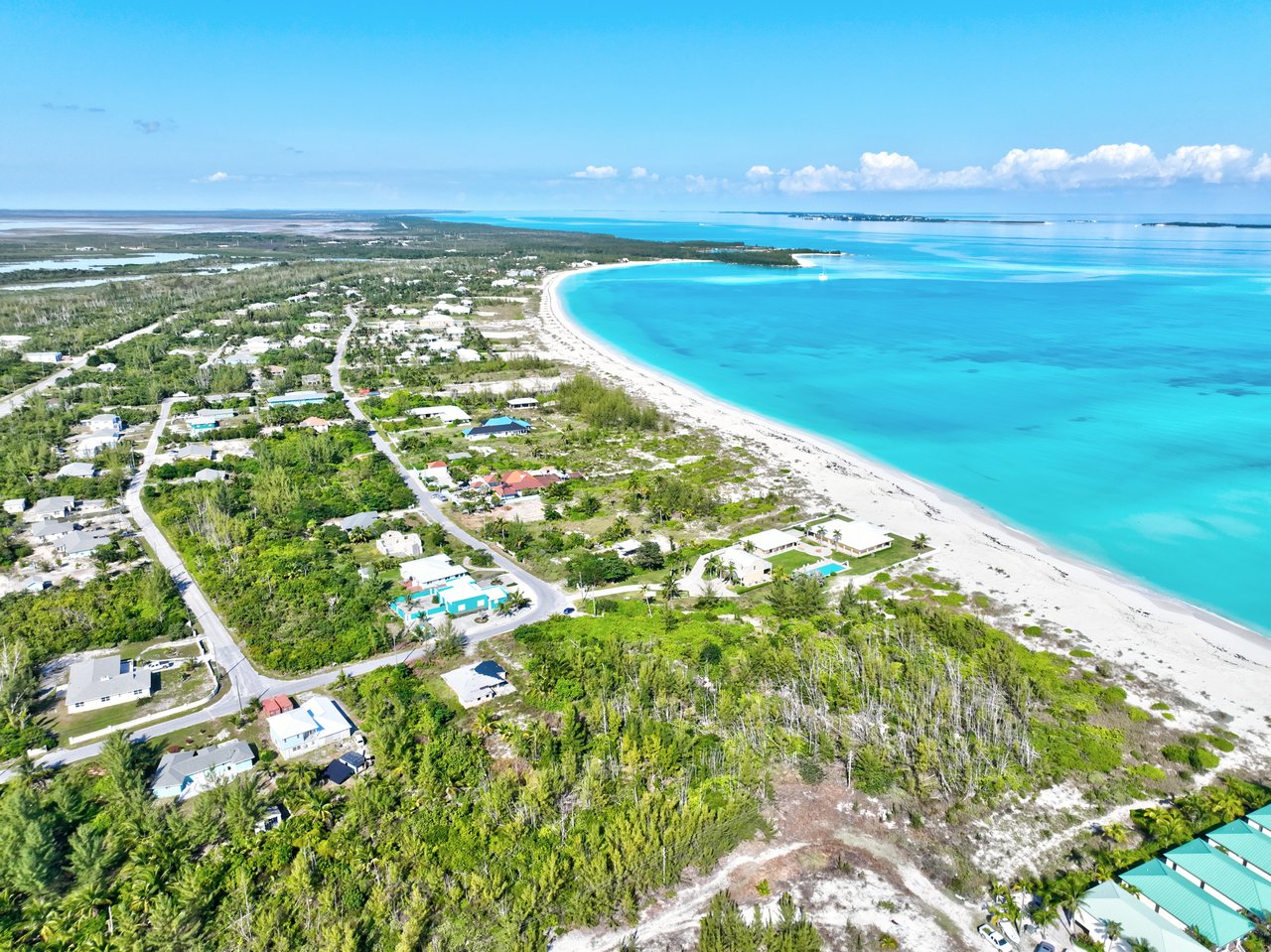 Exclusive Treasure Cay Beachfront Lot