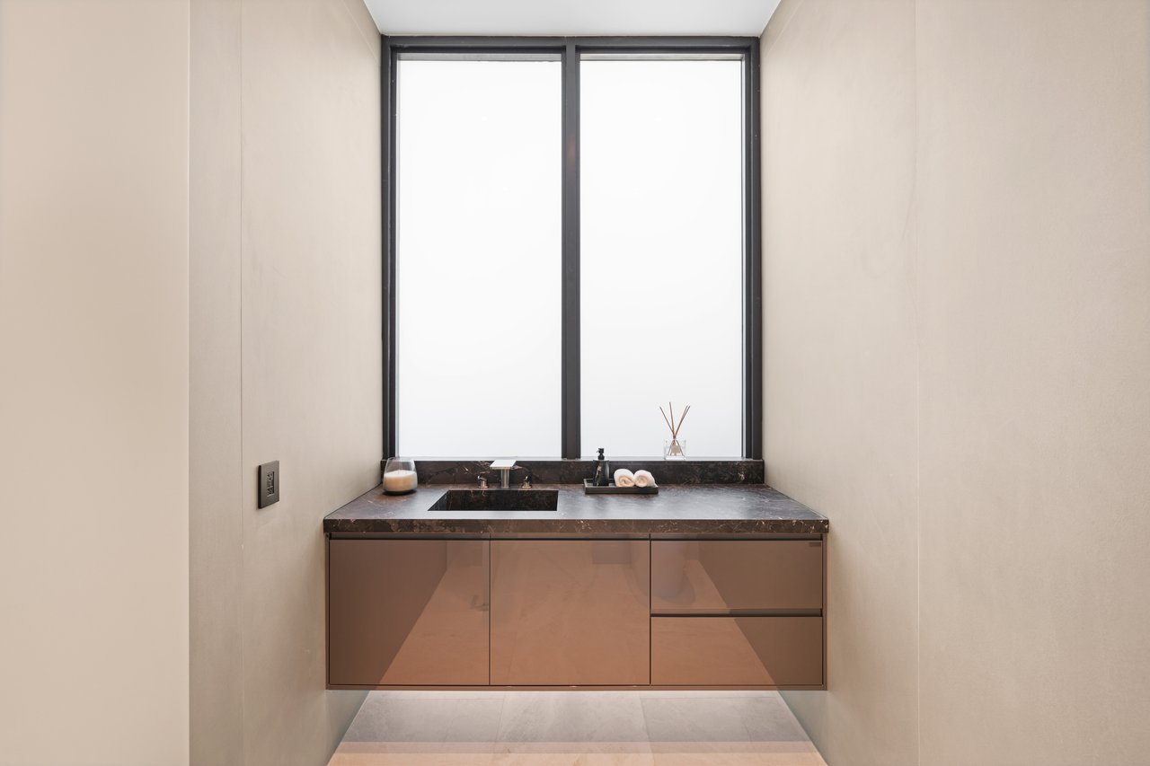 2950 NE 164th Street