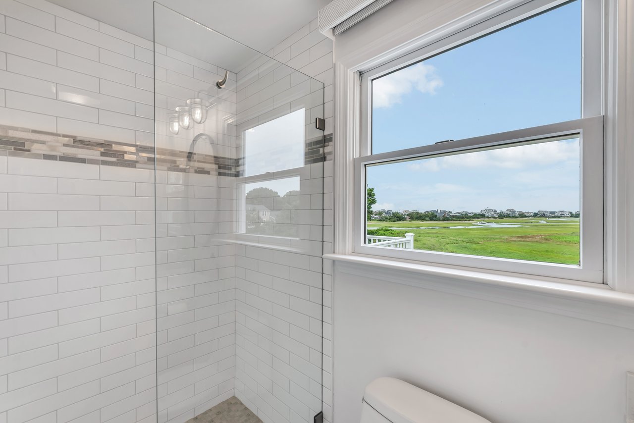 Waterfront Retreat in Scorton Marsh
