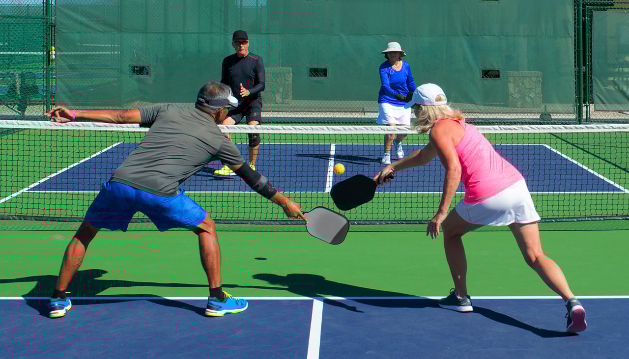 Carillon Club Naperville has Pickle Ball courts
