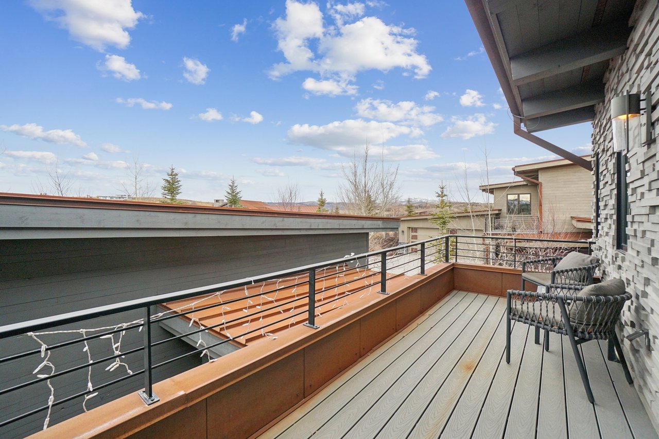 6768 Golden Bear Loop