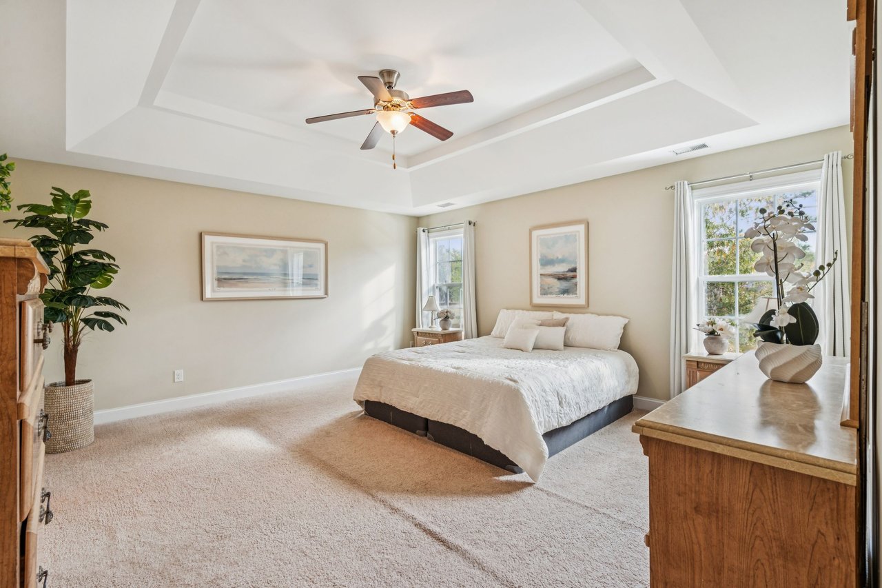 5516 Crescent View Dr