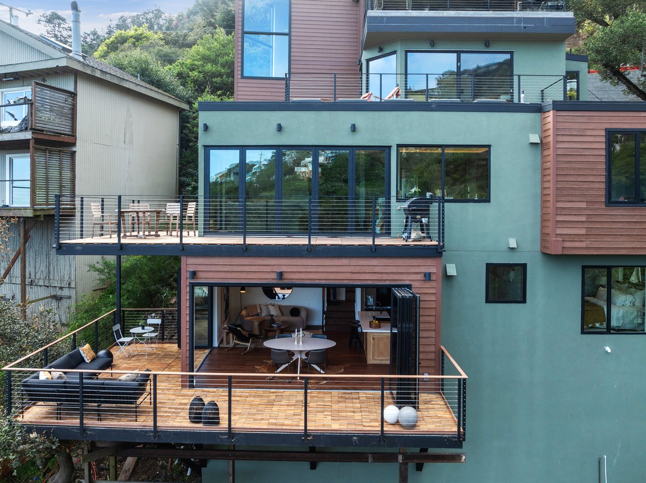 448 Sausalito Boulevard