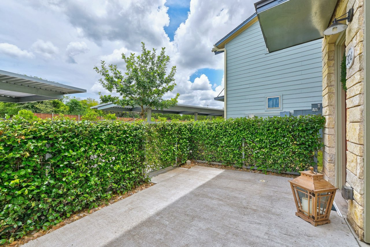 7805 Cooper Ln,# 304