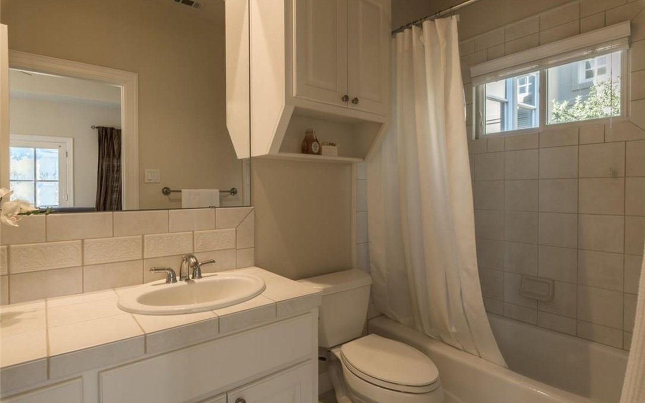 2102 Rue De St. Germaine
