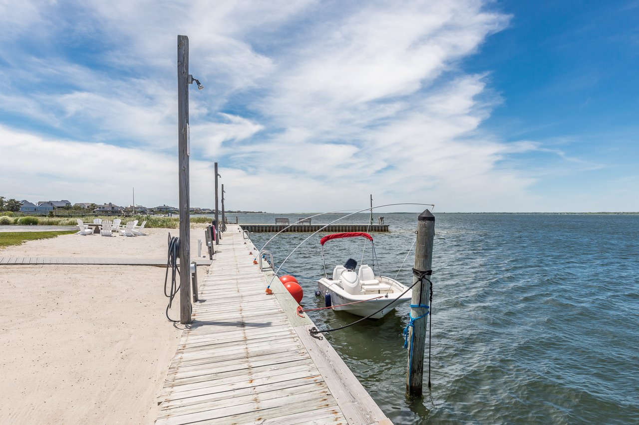 580 Dune Rd, #7