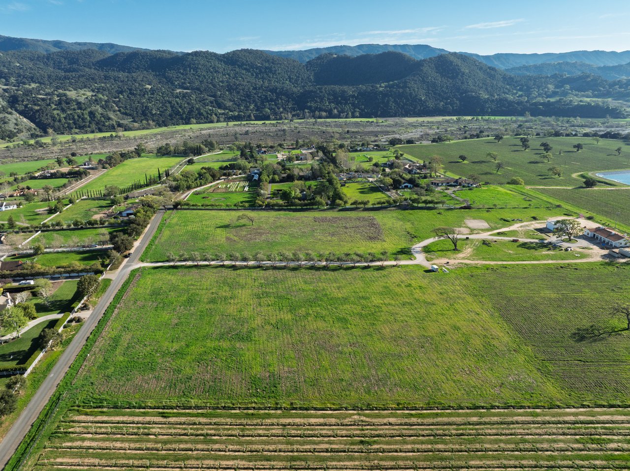 Build your dream in Meadowlark Ranch
