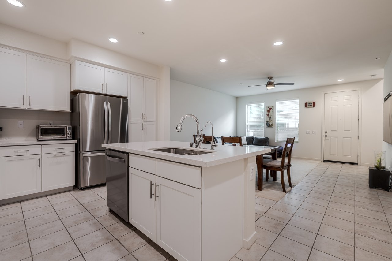 310 Farmhouse Drive 4