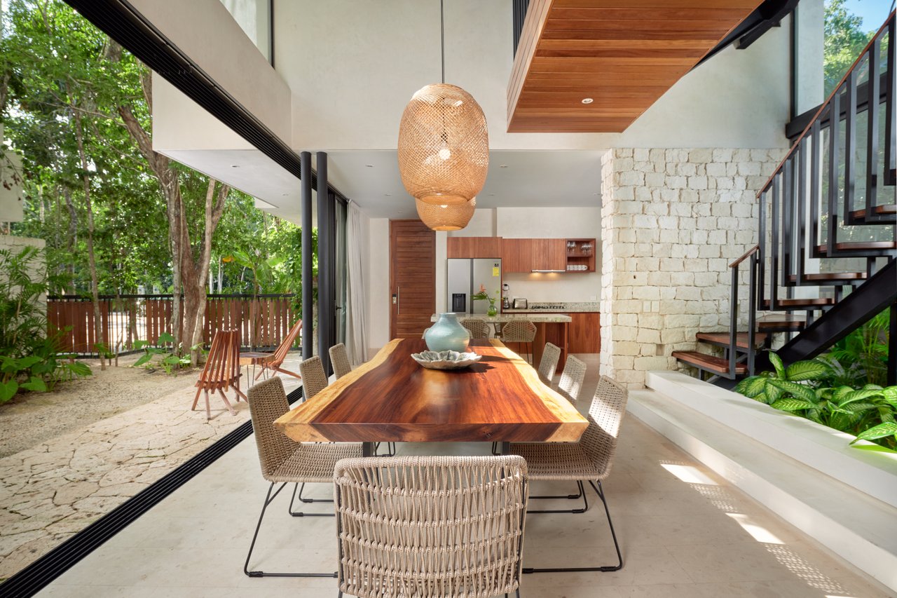 Casa Thomas | 3BR Jungle Villa with Rooftop Pool