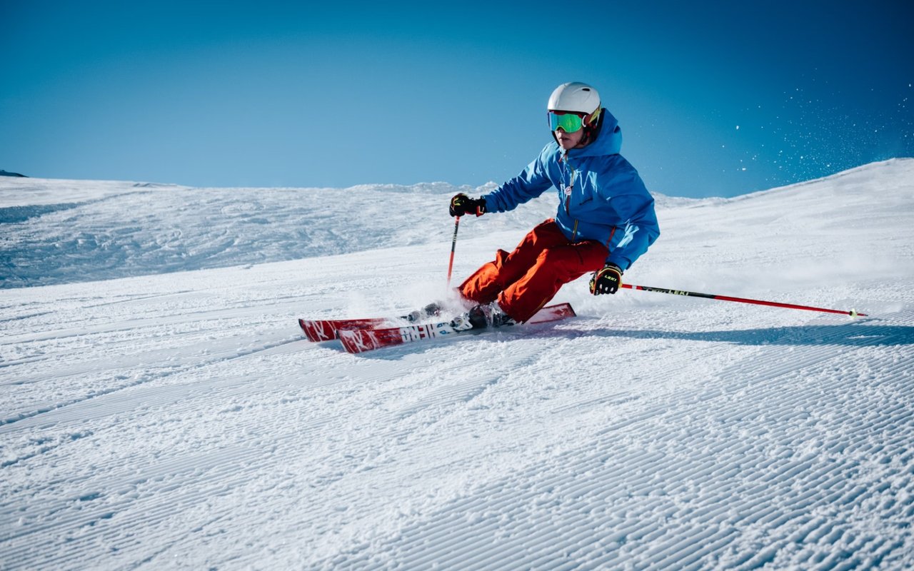 Aspen's Exclusive Winter Activities: From Private Ski Lessons to Helicopter Skiing