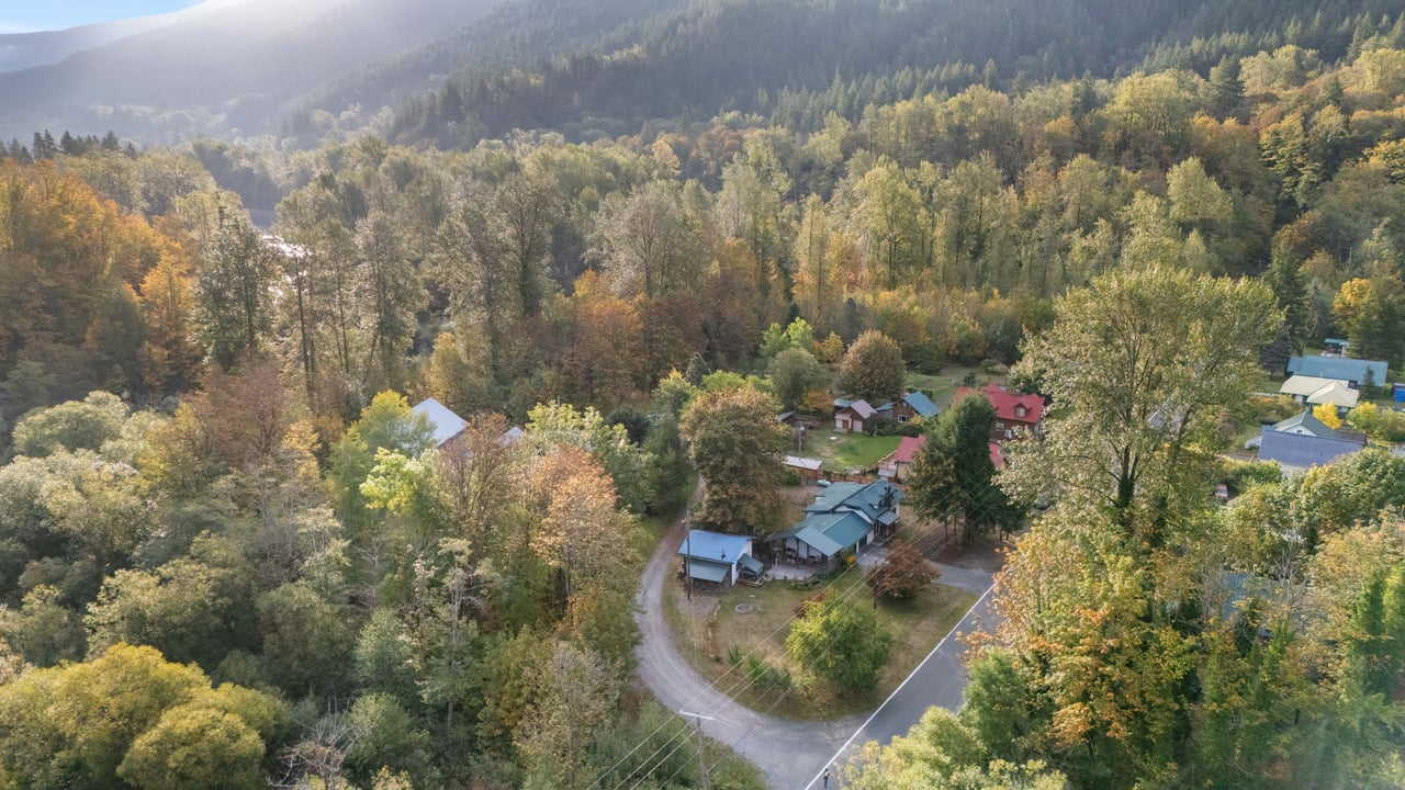 71636 NE. Old Cascade Hwy., Skykomish, WA 98288
