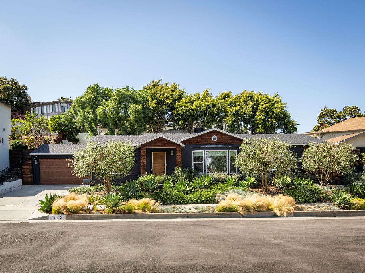 3823 Lorado Way in Historic View Park
