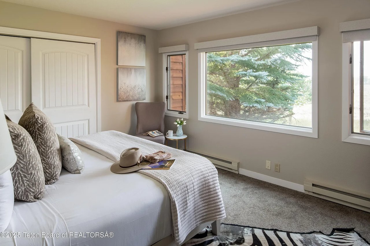 330 E Sagebrush Dr #12-5