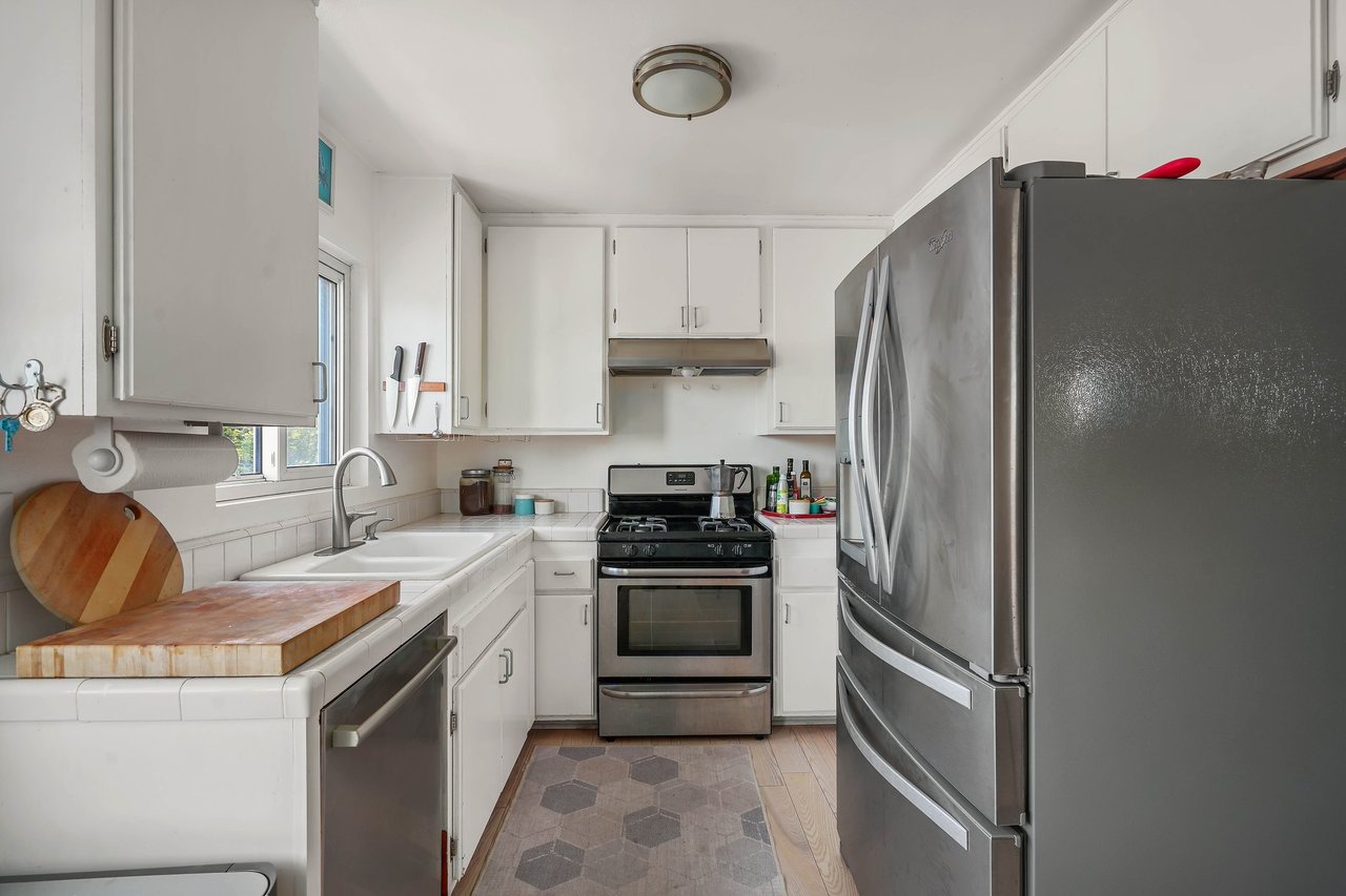 845 Brooks Ave. #1