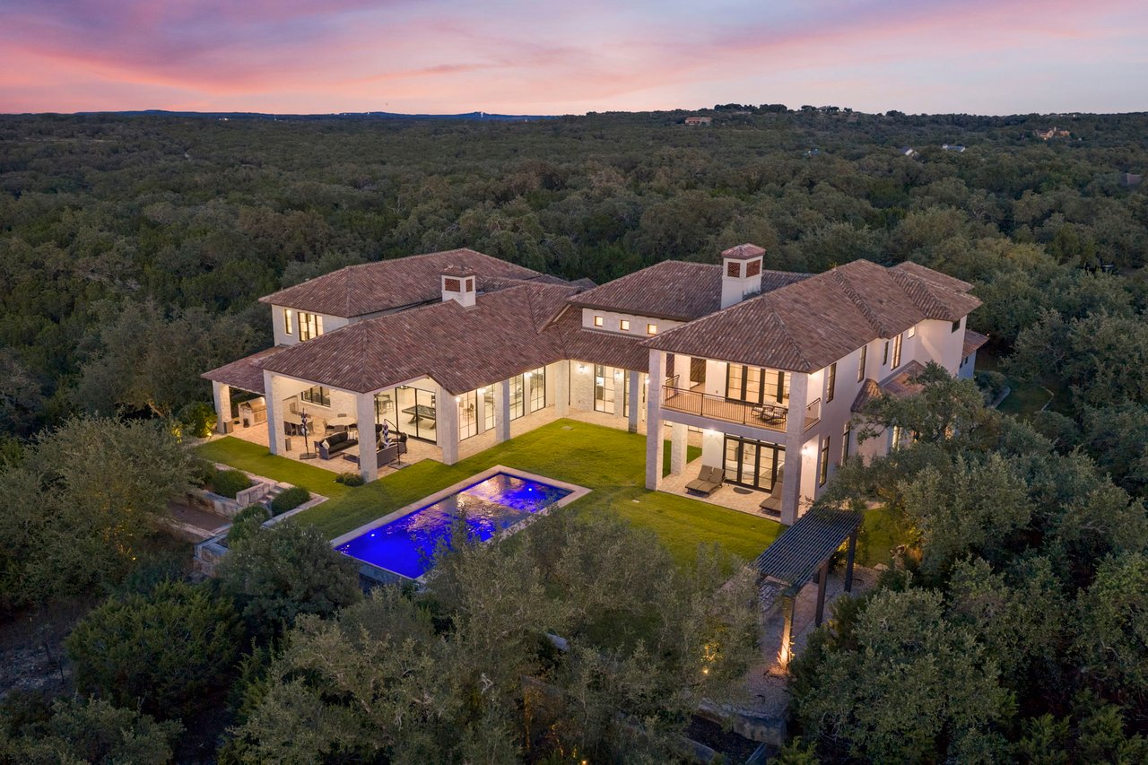 The Estate on Indian Bluff