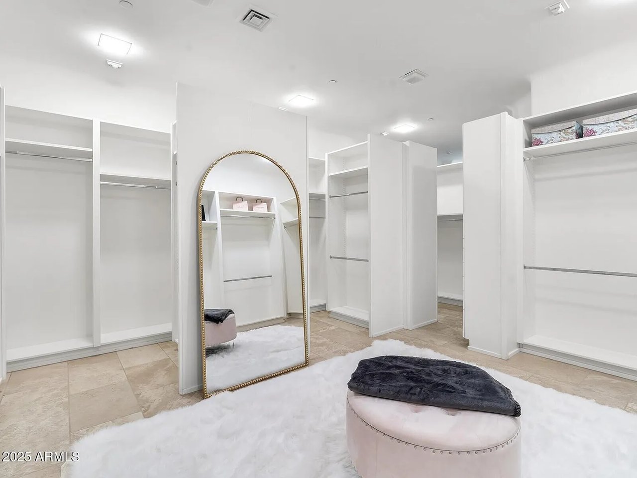 9422 E Happy Valley Road