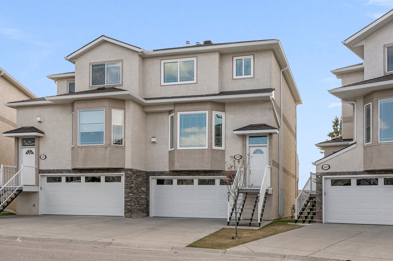 139 Country Hills Gardens NW