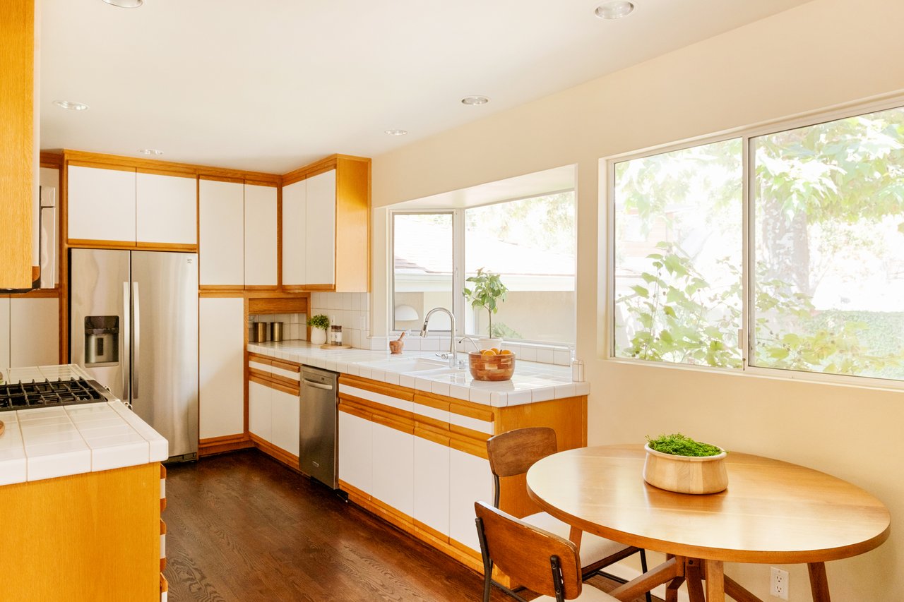 3588 Mandeville Canyon Road, Brentwood