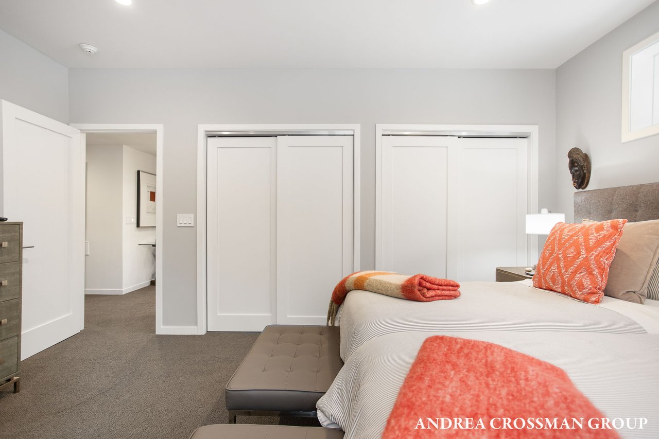 6919 Bendemeer Drive