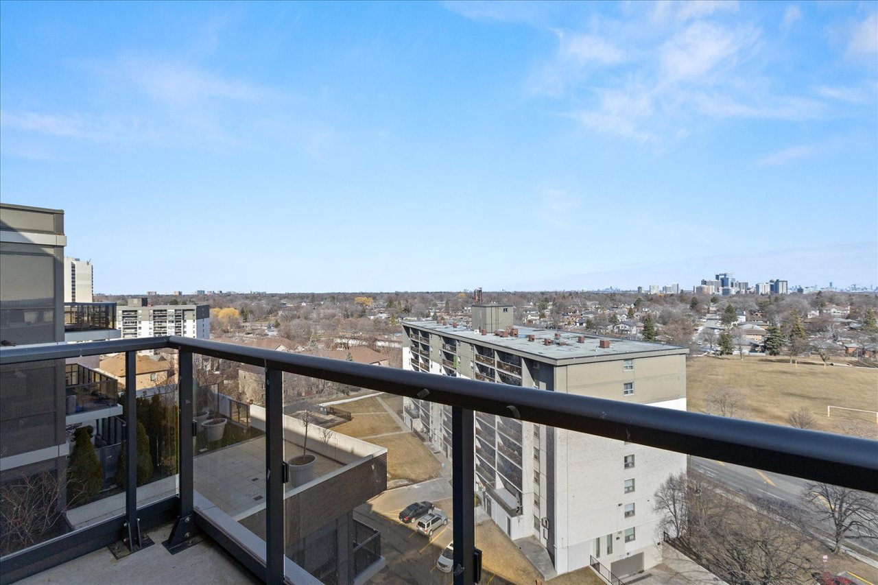 #1009-10 Gibbs Road 
