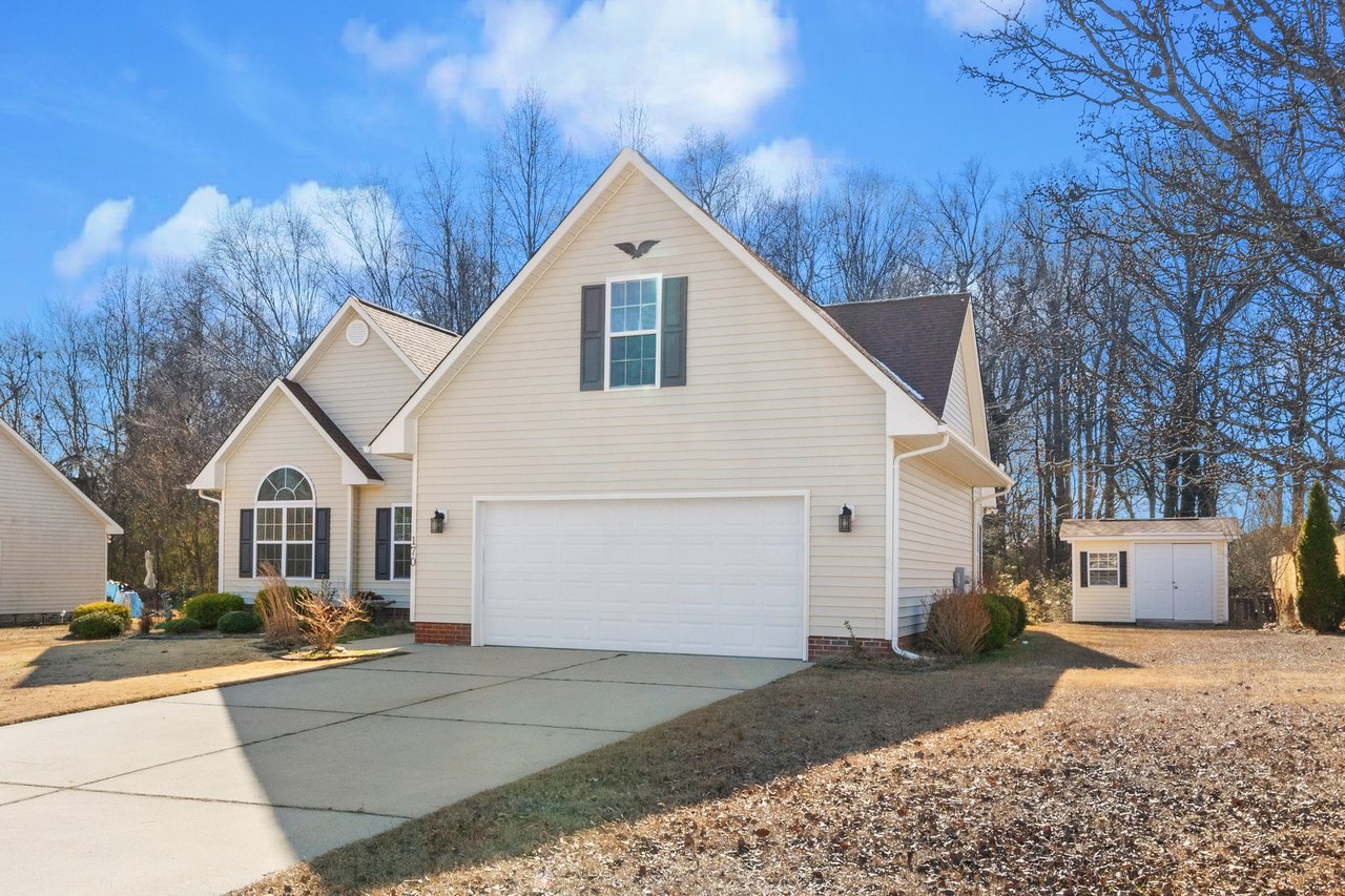 170 Waterford Drive - Angier, NC (Waterford)