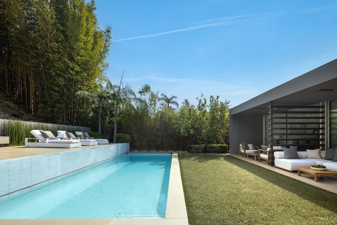 1166 Angelo Dr, Beverly Hills 