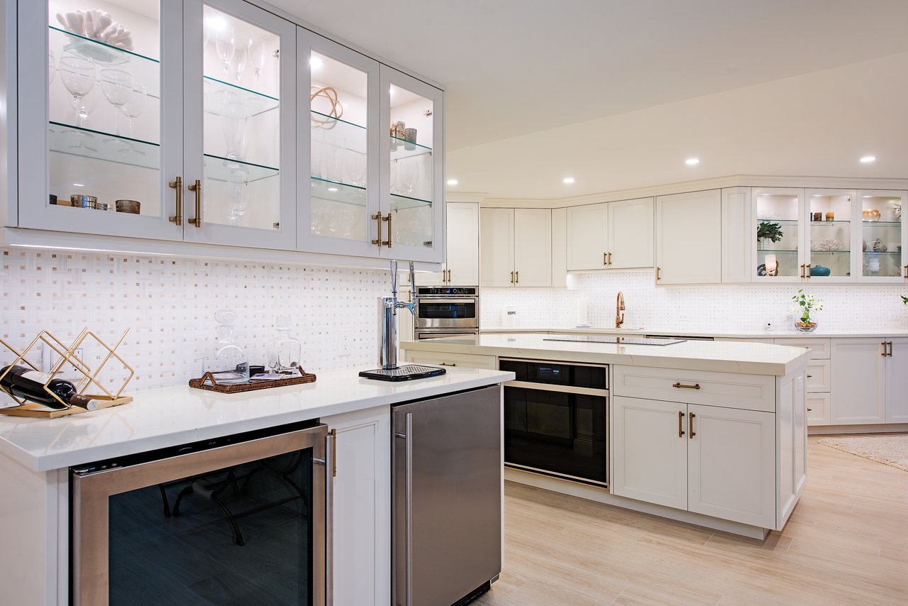 4401 Gulf Shore BLVD N 1001