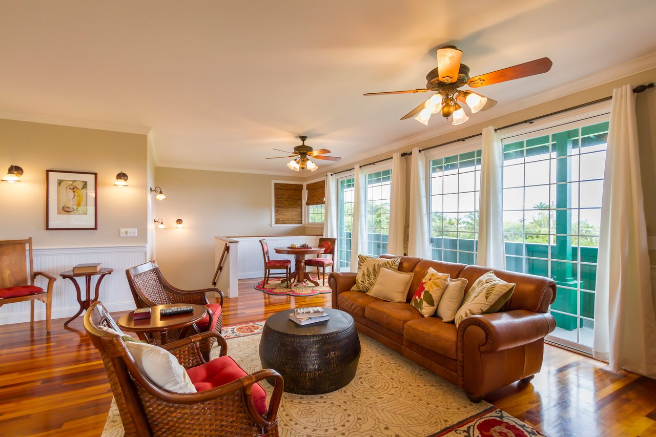 The Green Pineapple Estate