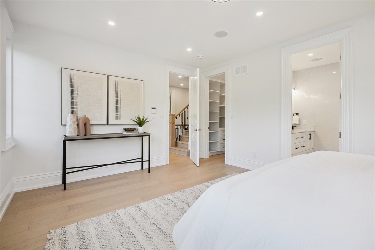 452 Rothesay Place
