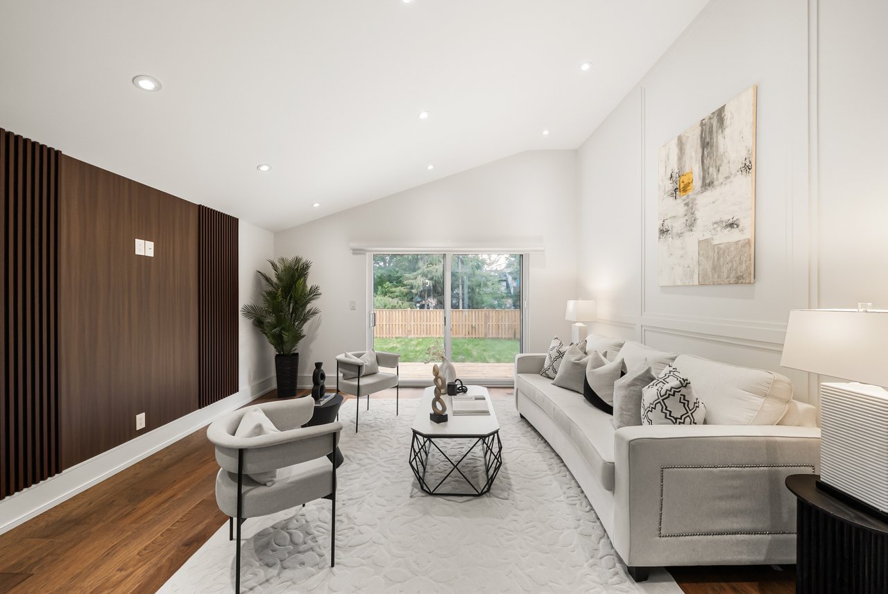 1495 Thetford Crt