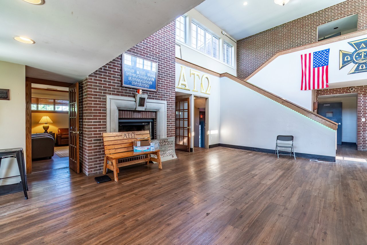 Ball State Greek House Goes to Public Auction