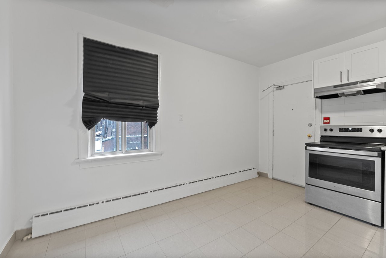 5 Crang Avenue Unit: 2