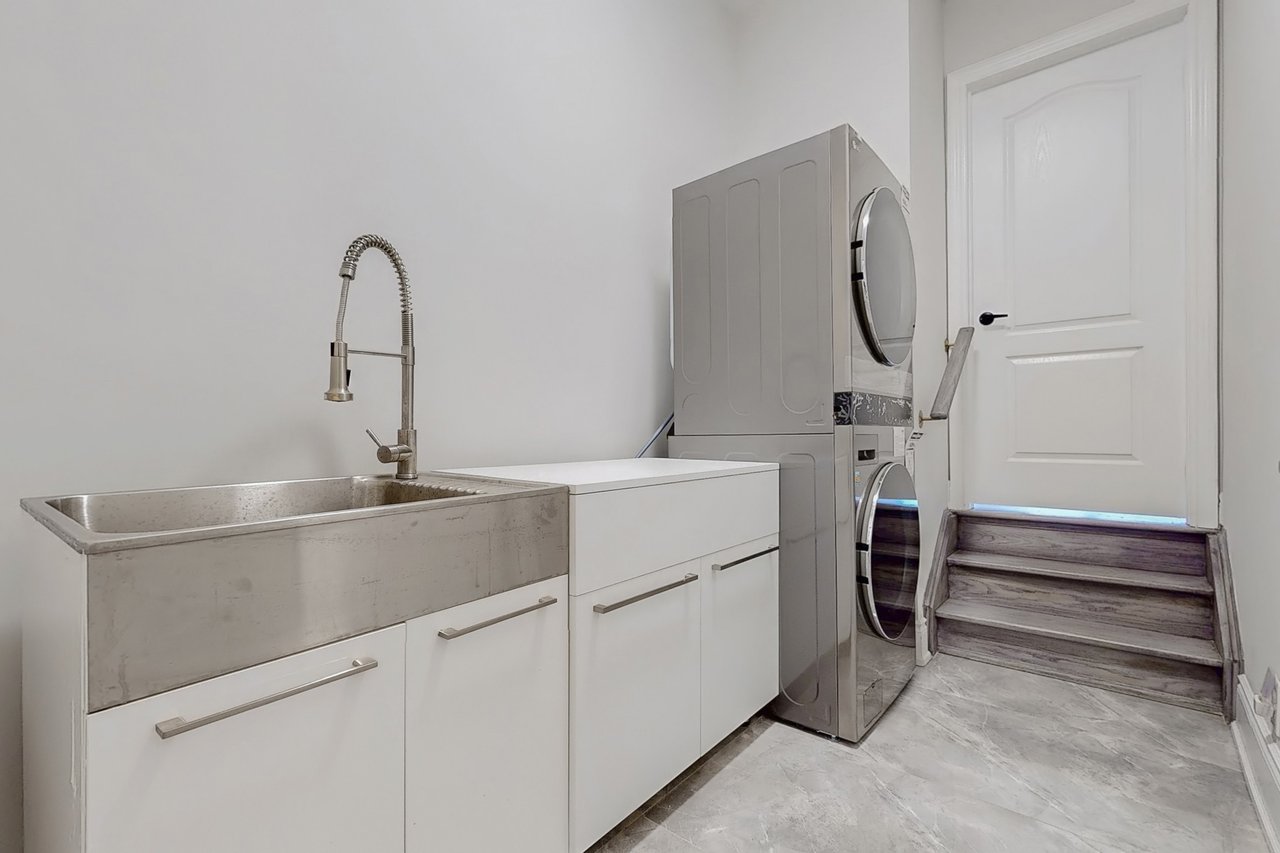 120 Valley Vista Drive