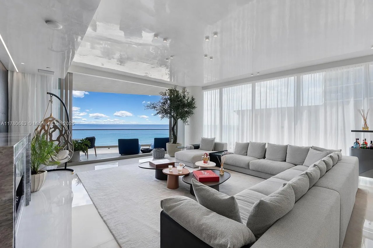 17975 Collins Ave #N701