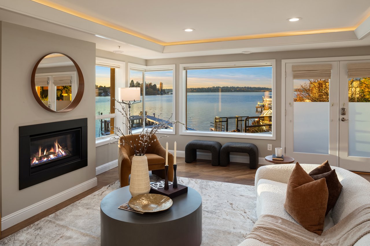 4511 Lake Washington Boulevard NE Unit: 2