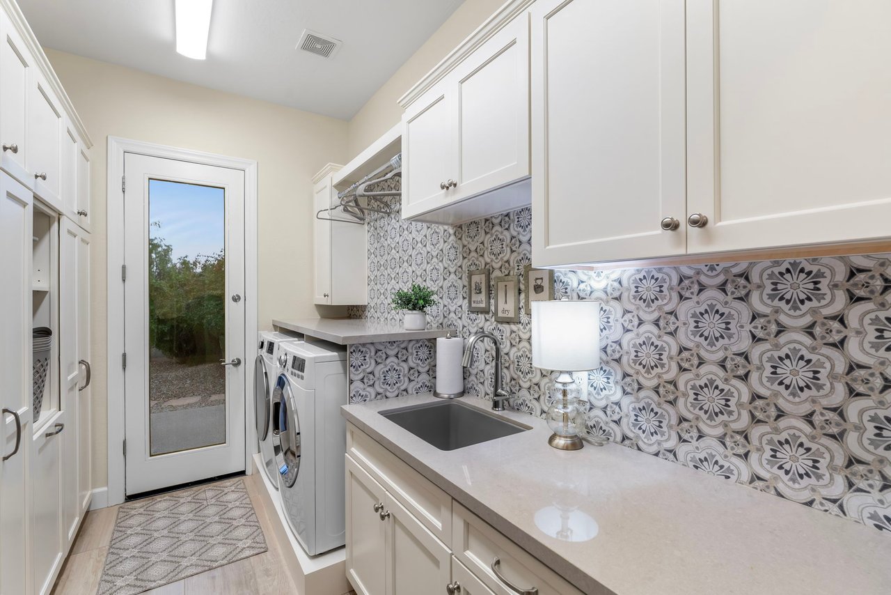 11063 E JASMINE Drive