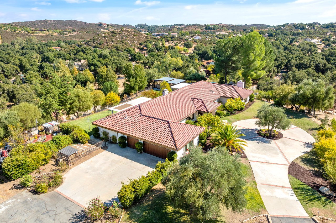 18590 Hombre Lane