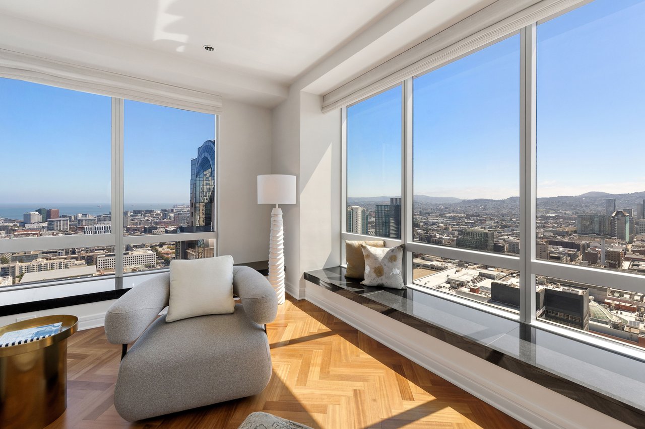 Exceptional Views, Legendary Hospitality