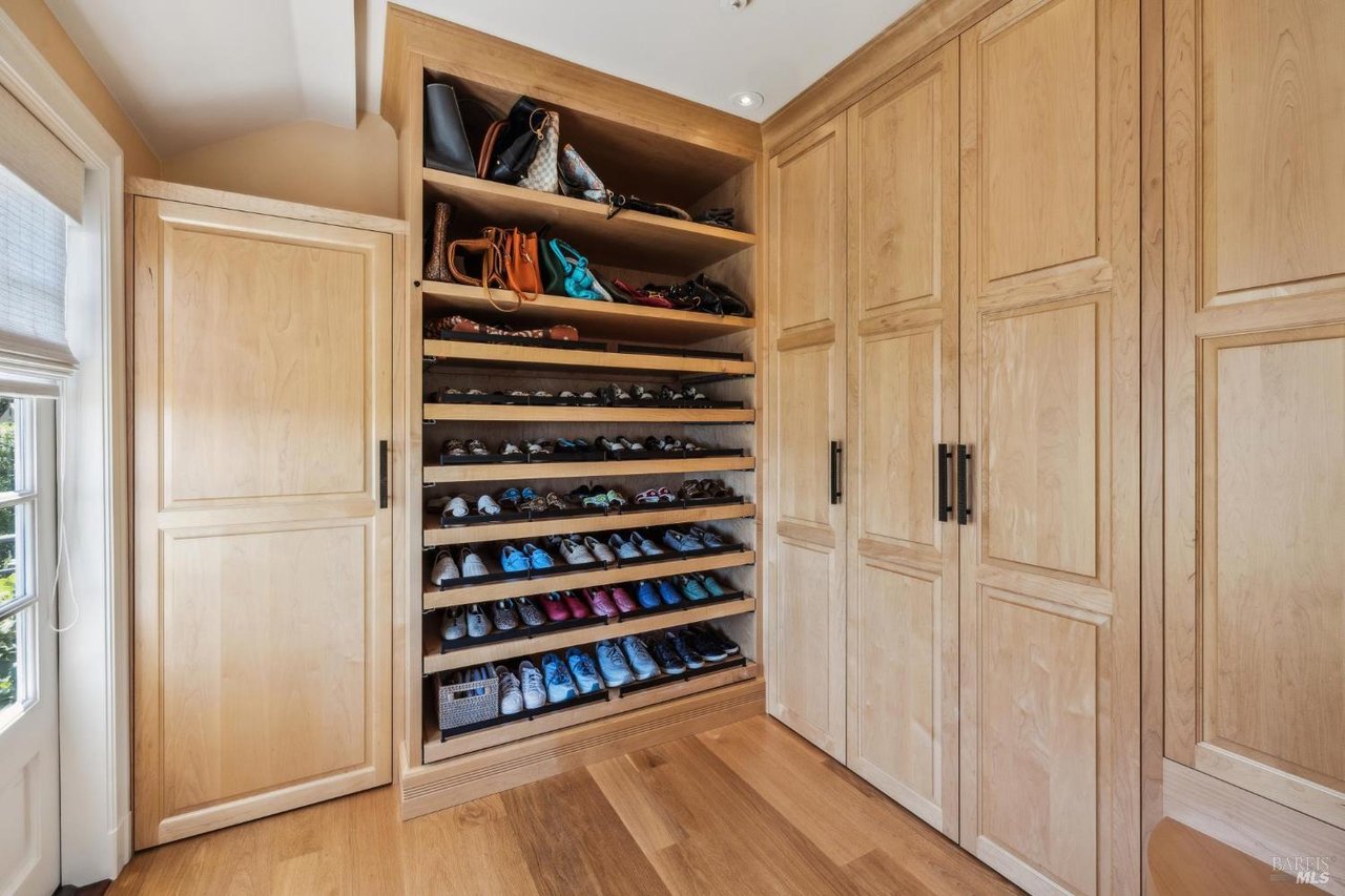 615 Sausalito Blvd