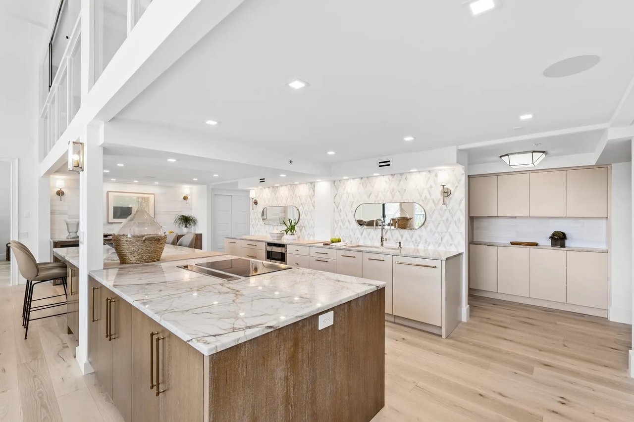 101 N Clematis Street, 412