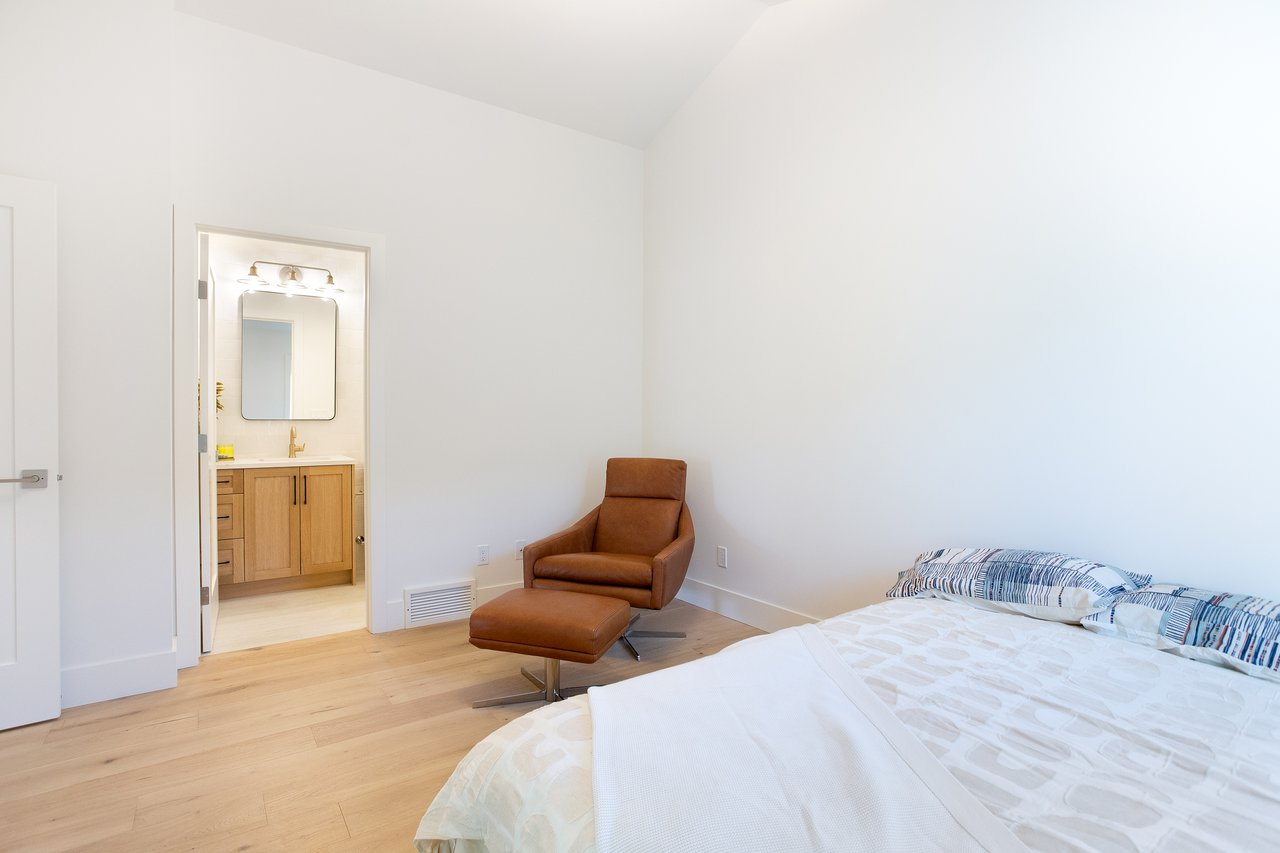 3(NW) 617 4th Street