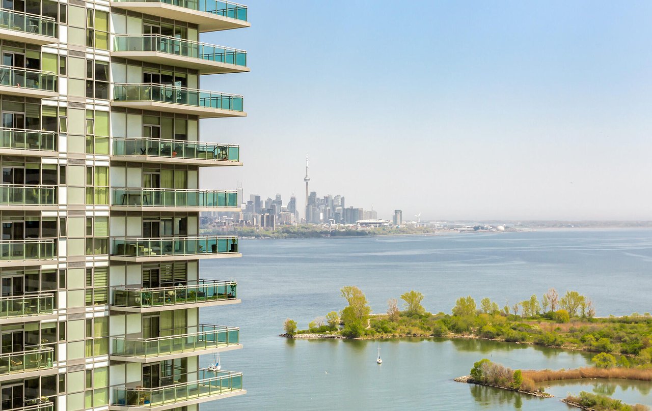 30 Shore Breeze Drive Unit: 2213