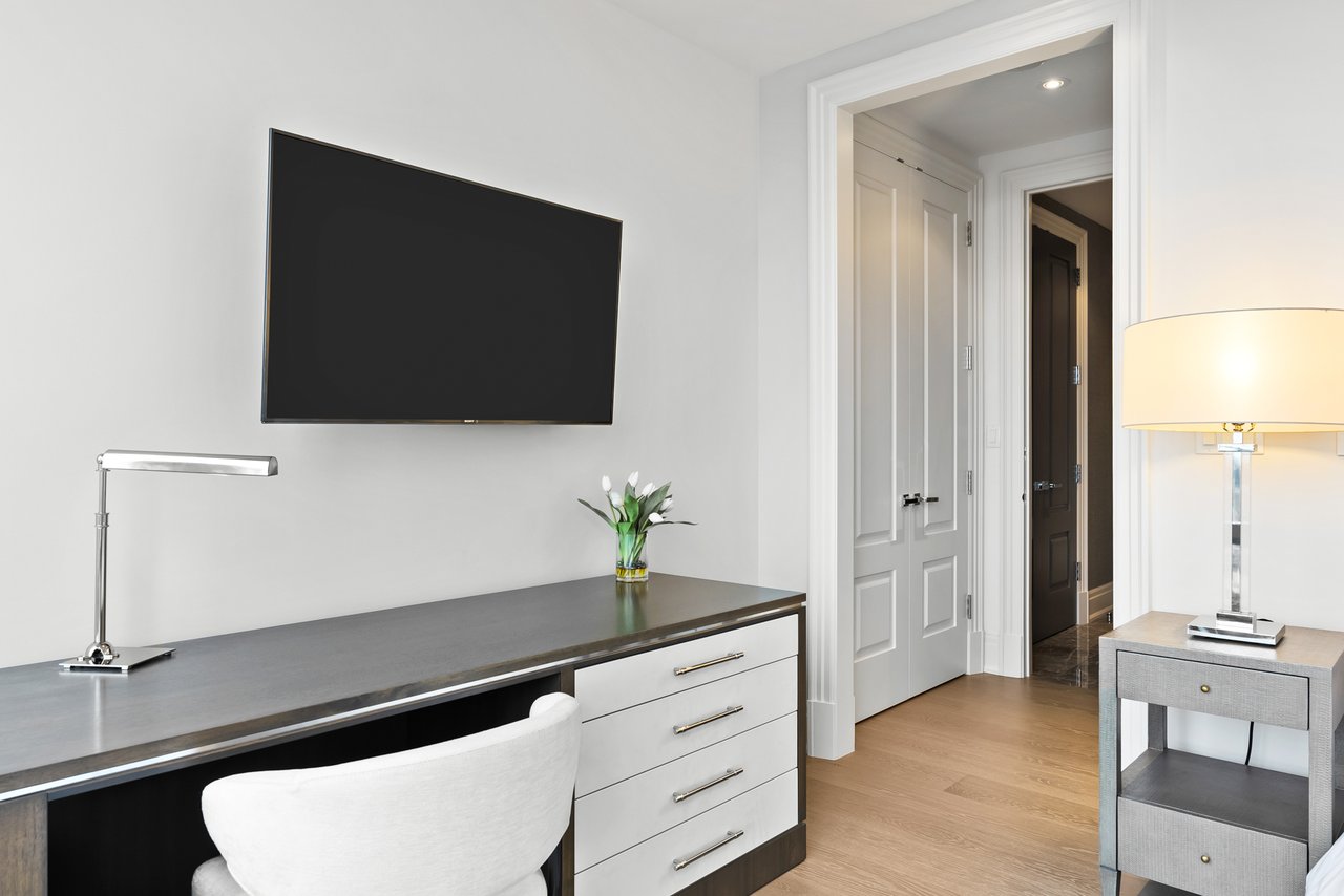 Four Seasons Private Residences